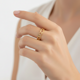 14k Gold Open Heart Link Ring