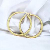 14k Yellow Gold Diamond Cut Hoop Earrings (2 sizes)
